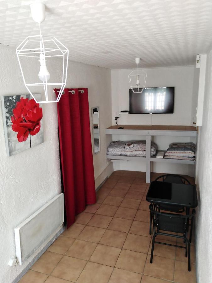Appartement T1 Quartier Chateau De По Экстерьер фото